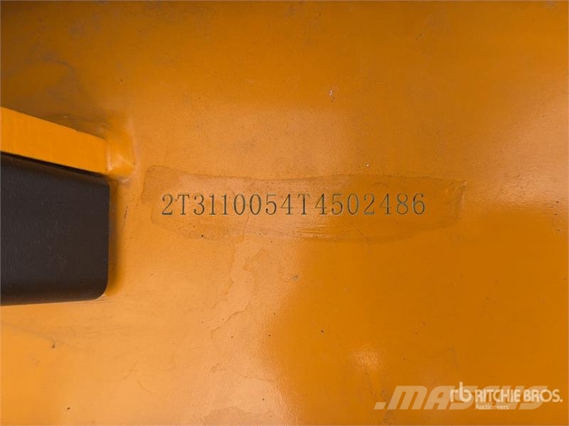 Accodr FD35W 7700 lb Pneumatic Tire Montacargas (S Targoncák-Egyéb