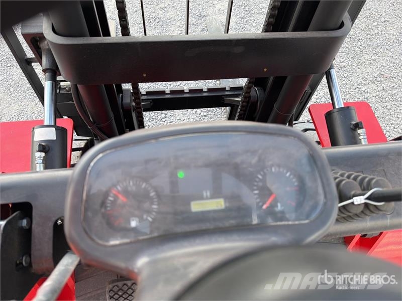  Accodr FD35W 7700 lb Pneumatic Tire Montacargas (S Autokrāvēji - citi