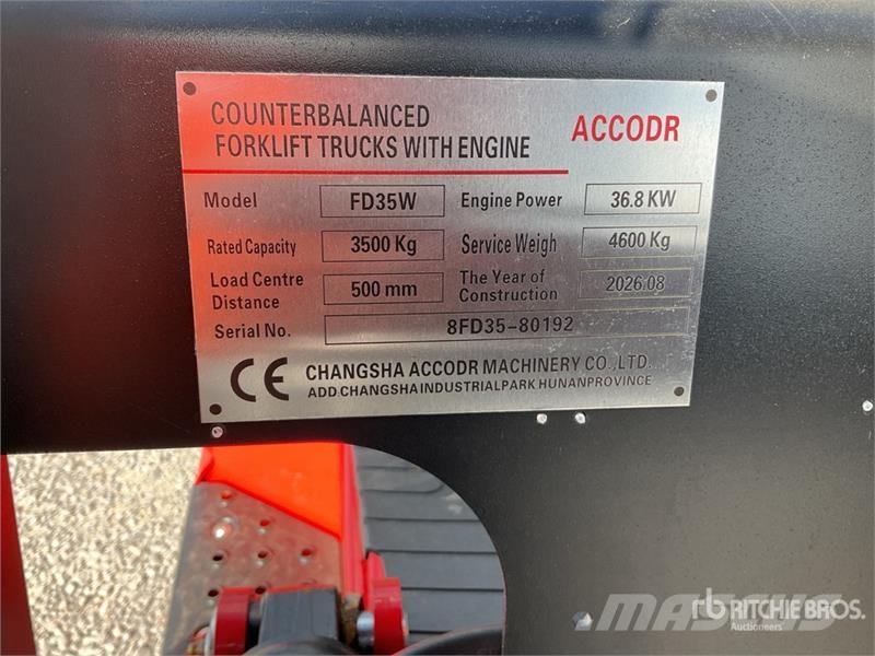  Accodr FD35W 7700 lb Pneumatic Tire Montacargas (S Autokrāvēji - citi