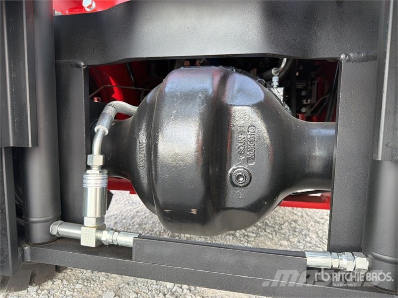  Accodr FD35W 7700 lb Pneumatic Tire Montacargas (S شاحنات ذات رافعات شوكية - أخرى