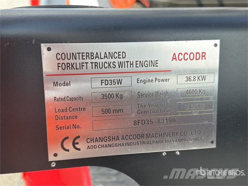  Accodr FD35W 7700 lb Pneumatic Tire Montacargas (S Autokrāvēji - citi