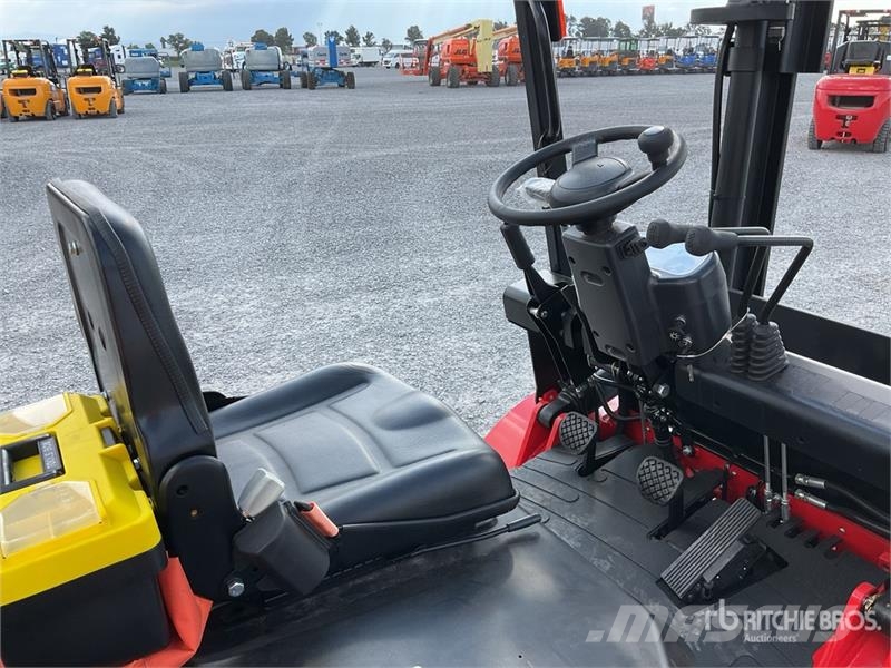  Accodr FD35W 7700 lb Pneumatic Tire Montacargas (S Autokrāvēji - citi