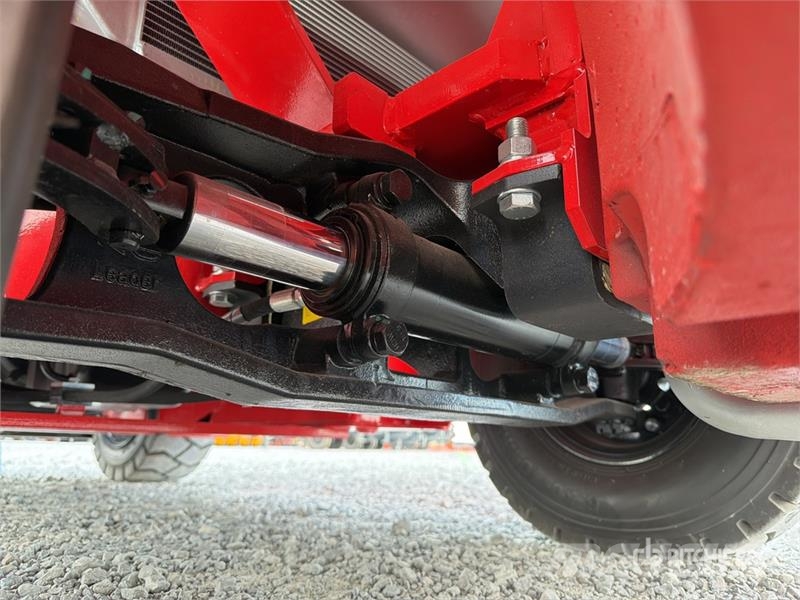  Accodr FD35W 7700 lb Pneumatic Tire Montacargas (S شاحنات ذات رافعات شوكية - أخرى
