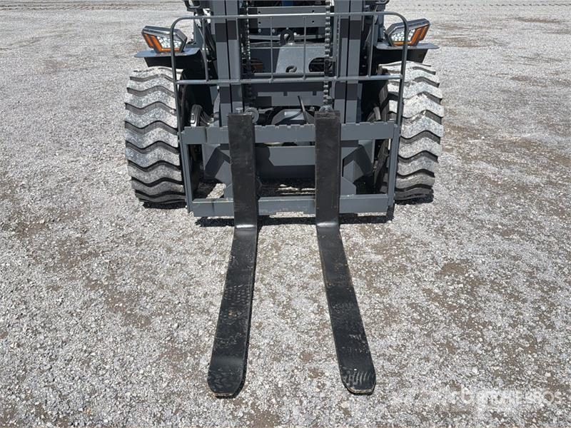 Accodr FT-38H 8300 lb 4x4 Montacargas Todo Terreno Навантажувачі підвищеної прохідності