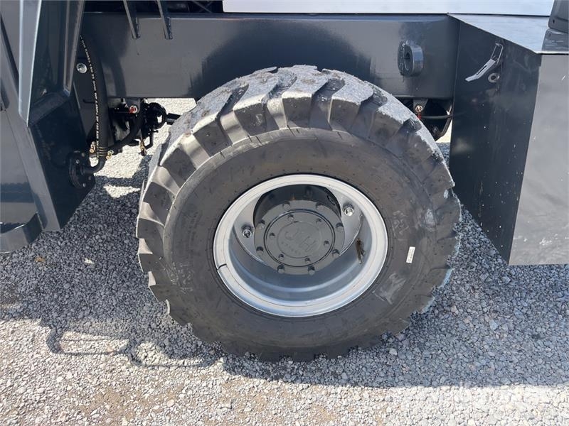 Accodr FT-38H 8300 lb 4x4 Montacargas Todo Terreno Навантажувачі підвищеної прохідності