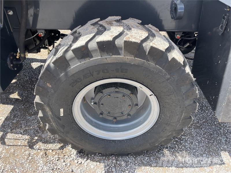 Accodr FT-38H 8300 lb 4x4 Montacargas Todo Terreno Навантажувачі підвищеної прохідності