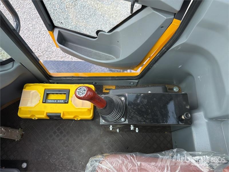Accodr ZL939-9 Cargador sobre Neumaticos (Sin Usar Cargadoras sobre ruedas