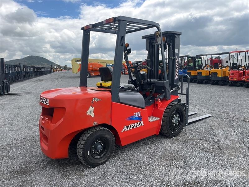 Aipha CPCD35 7700 lb Pneumatic Tire Montacargas (S Другие складские механизмы