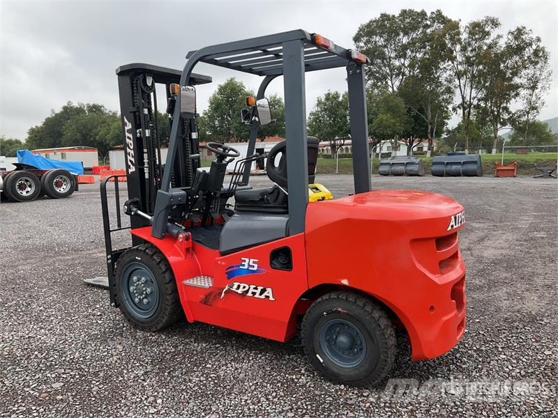 Aipha CPCD35 7700 lb Pneumatic Tire Montacargas (S Targoncák-Egyéb