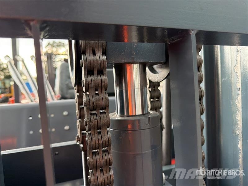  Aipha CPCD35 7700 lb Pneumatic Tire Montacargas (S Другие складские механизмы