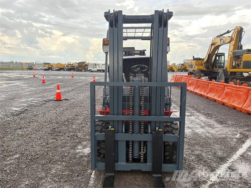  Aipha CPCD35 7700 lb Pneumatic Tire Montacargas (S شاحنات ذات رافعات شوكية - أخرى