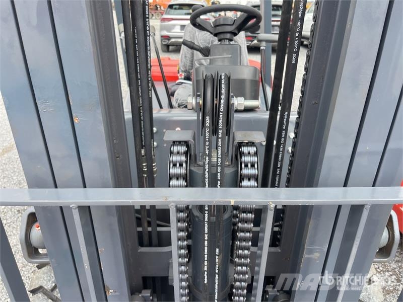 Aipha CPCD35 7700 lb Pneumatic Tire Montacargas (S Другие складские механизмы