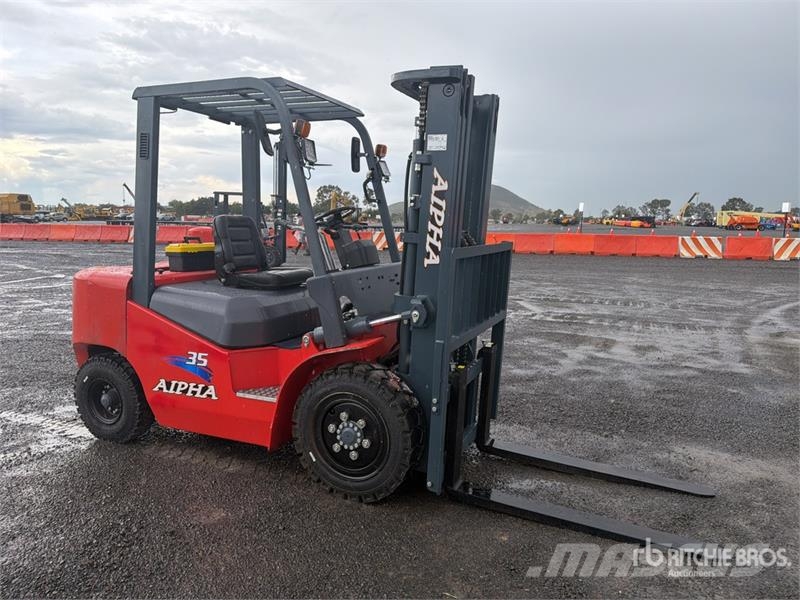  Aipha CPCD35 7700 lb Pneumatic Tire Montacargas (S شاحنات ذات رافعات شوكية - أخرى