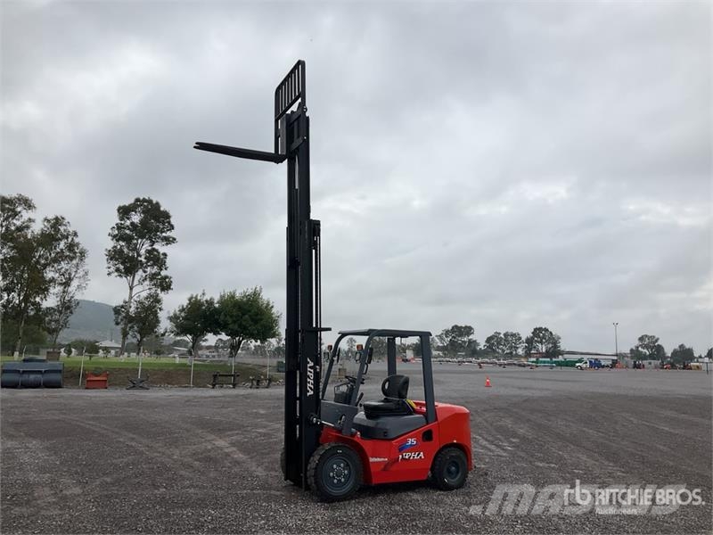 Aipha CPCD35 7700 lb Pneumatic Tire Montacargas (S Targoncák-Egyéb