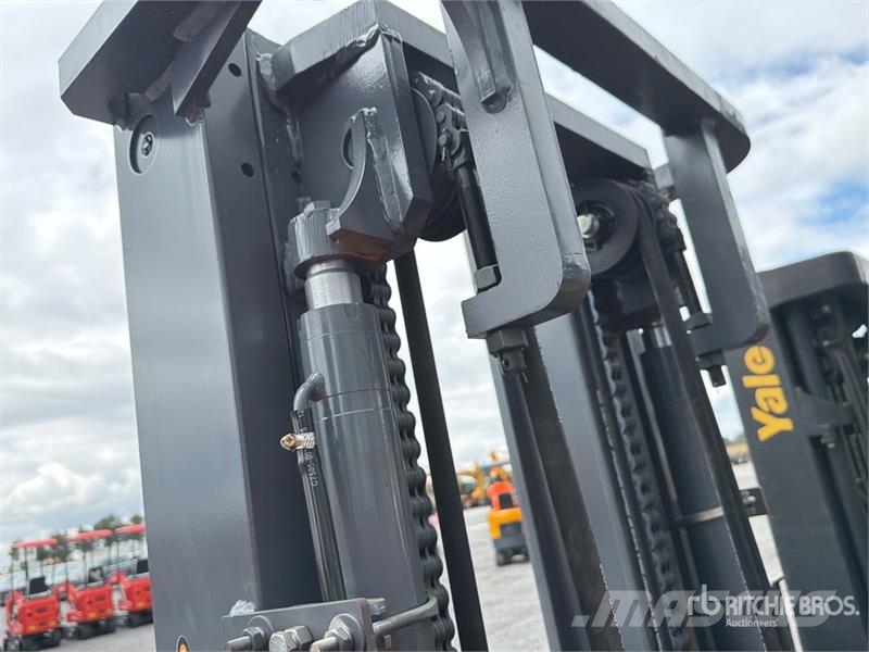  Aipha CPCD35 7700 lb Pneumatic Tire Montacargas (S Другие складские механизмы