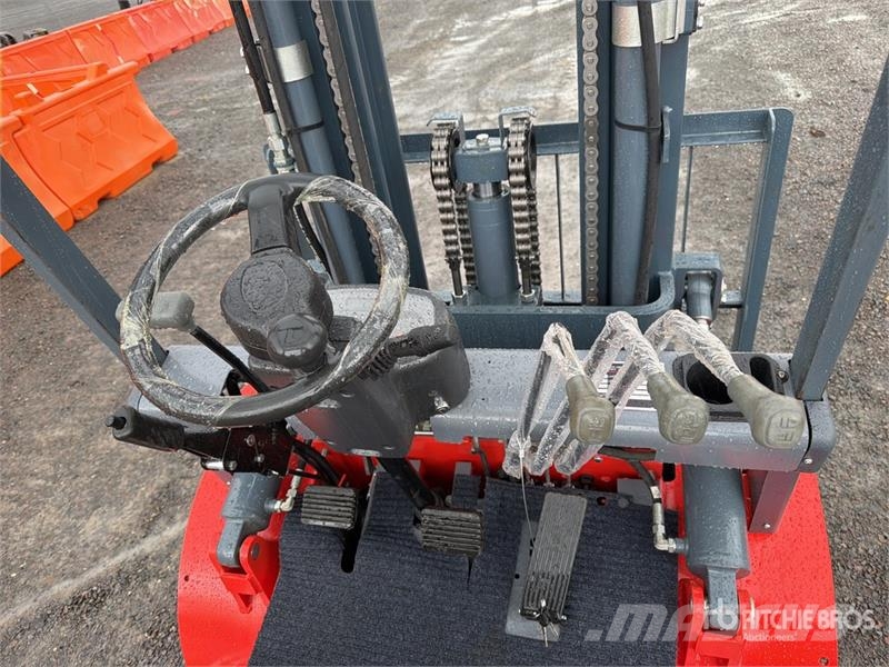  Aipha CPCD35 7700 lb Pneumatic Tire Montacargas (S شاحنات ذات رافعات شوكية - أخرى