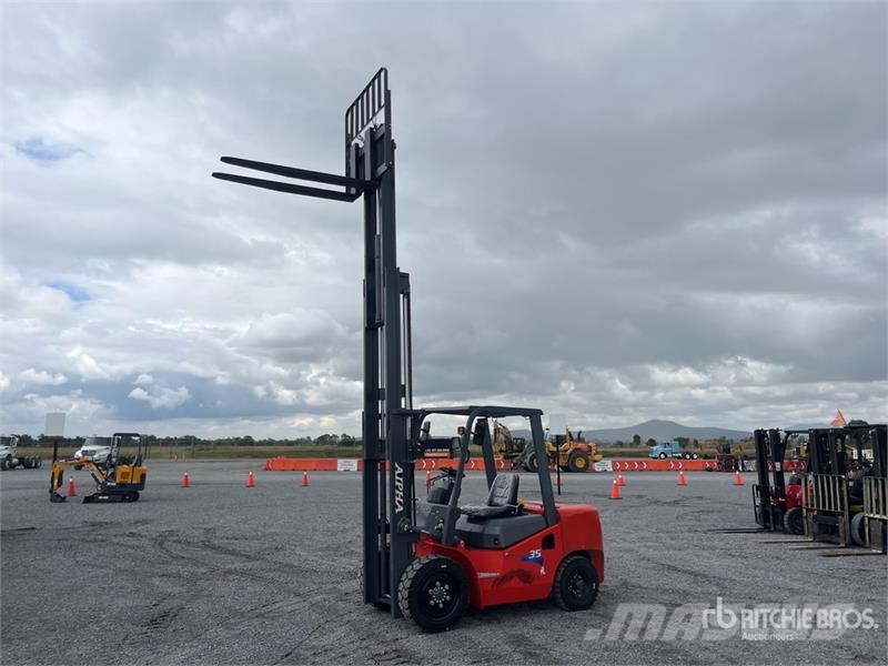 Aipha CPCD35 7700 lb Pneumatic Tire Montacargas (S Другие складские механизмы