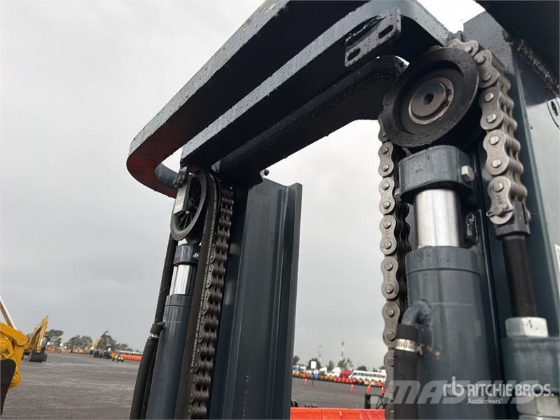  Aipha CPCD35 7700 lb Pneumatic Tire Montacargas (S شاحنات ذات رافعات شوكية - أخرى