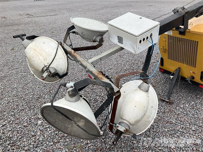 Atlas Copco QLT M10 6 kVA Torre de Luz / Light Tower (Inoperab Tour d'éclairage