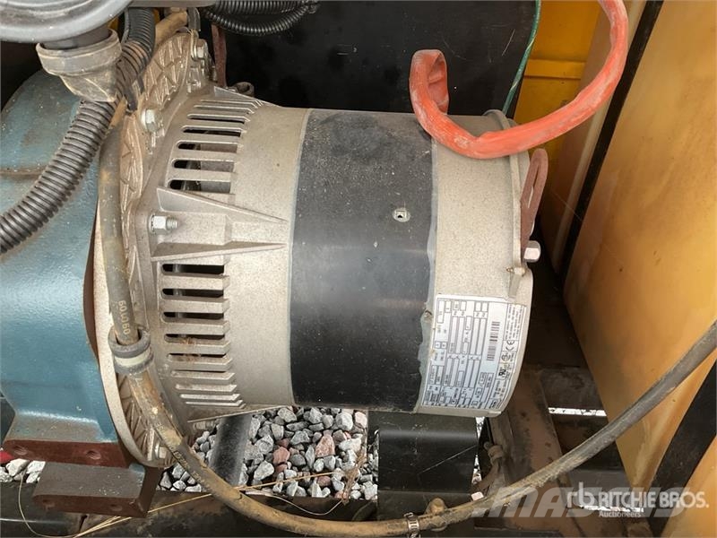 Atlas Copco QLT M10 6 kVA Torre de Iluminacion / Light Tower ( Tour d'éclairage