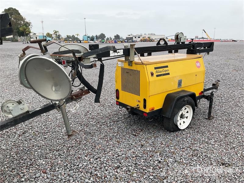 Atlas Copco QLT M10 6 kVA Torre de Iluminacion / Light Tower ( Tour d'éclairage