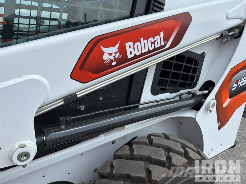 Bobcat S450 Мини-погрузчики