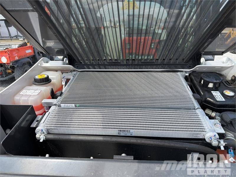 Bobcat S450 Мини-погрузчики