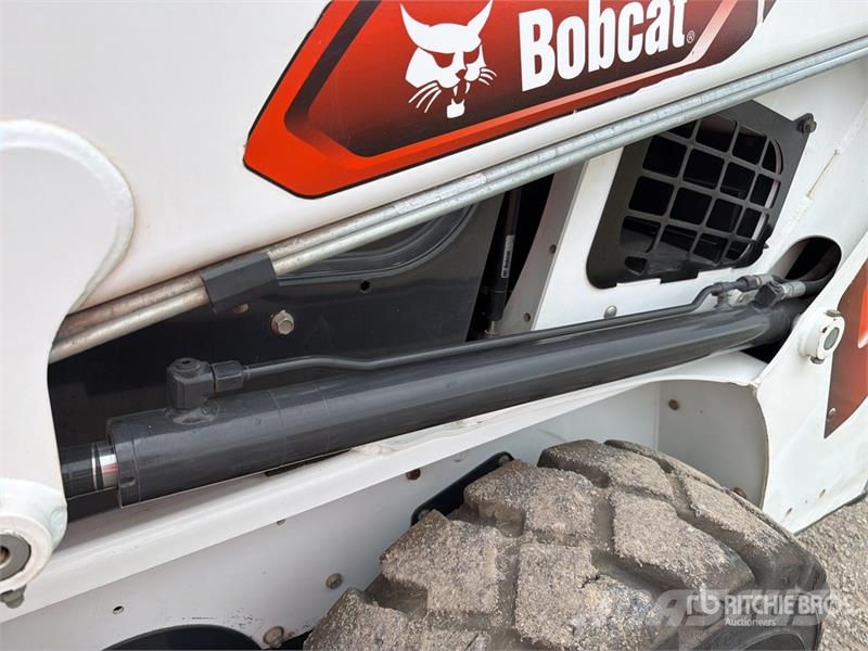 Bobcat S450 Мини-погрузчики