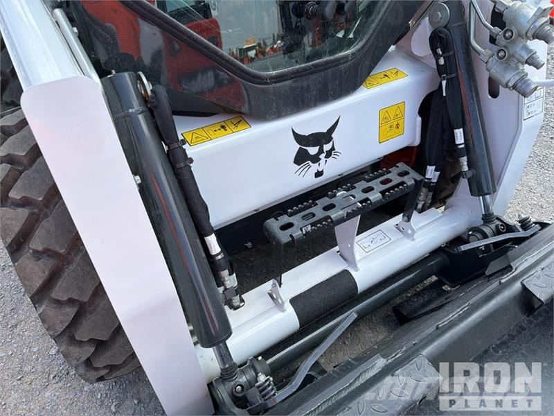 Bobcat S450 Мини-погрузчики