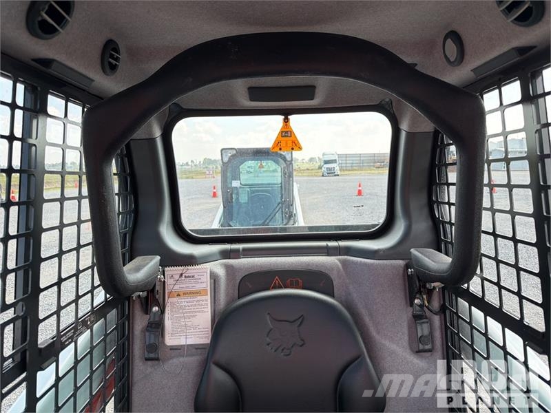 Bobcat S450 Мини-погрузчики