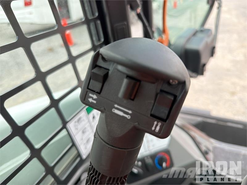 Bobcat S450 Мини-погрузчики