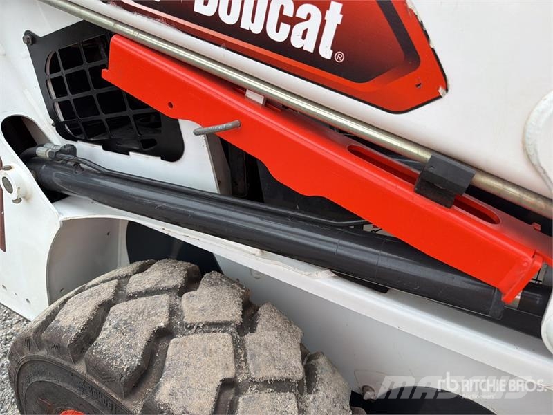 Bobcat S450 Мини-погрузчики