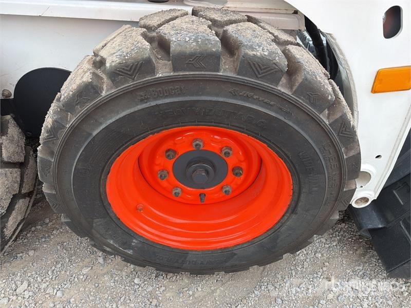 Bobcat S450 Мини-погрузчики