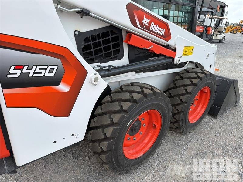 Bobcat S450 Мини-погрузчики
