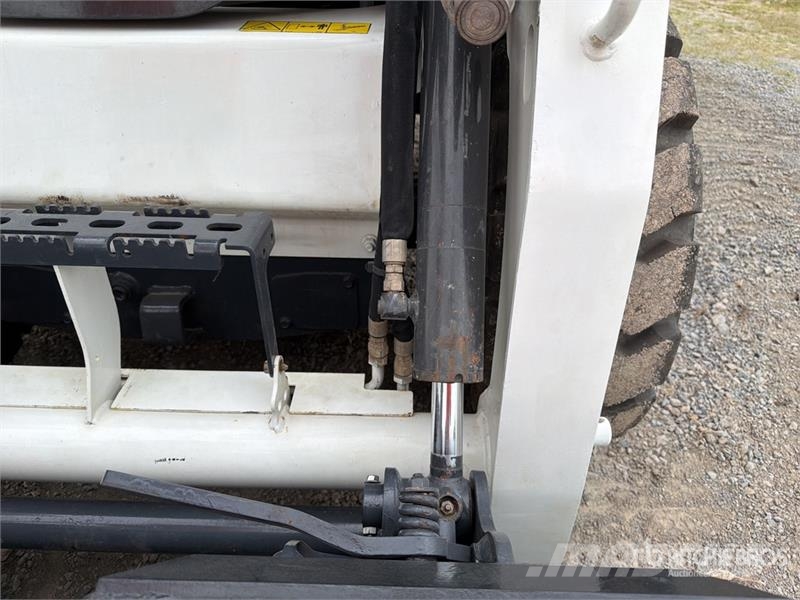 Bobcat S450 Мини-погрузчики