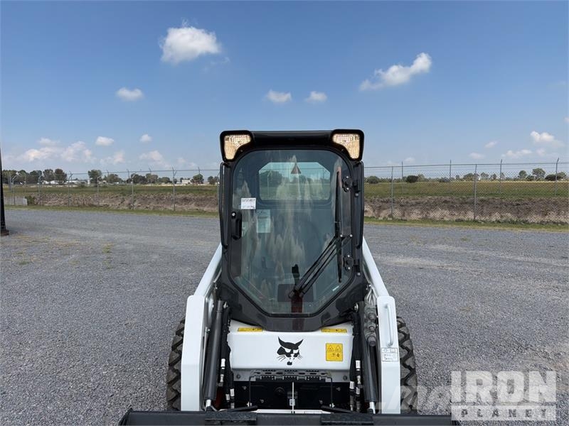 Bobcat S450 Мини-погрузчики