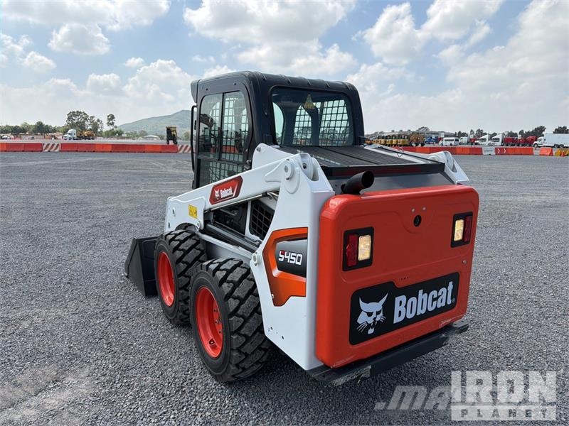 Bobcat S450 Мини-погрузчики