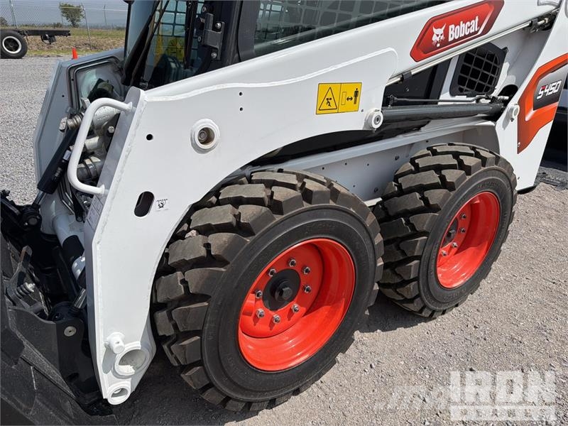 Bobcat S450 Мини-погрузчики