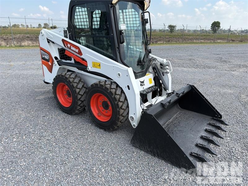 Bobcat S450 Мини-погрузчики