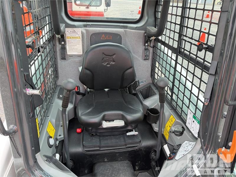 Bobcat S450 Мини-погрузчики