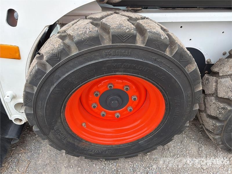 Bobcat S450 Мини-погрузчики