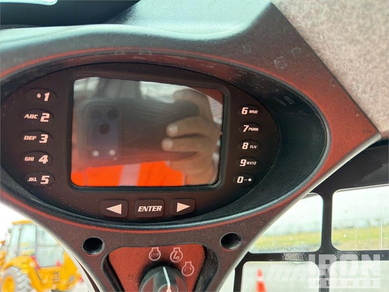 Bobcat S450 Мини-погрузчики