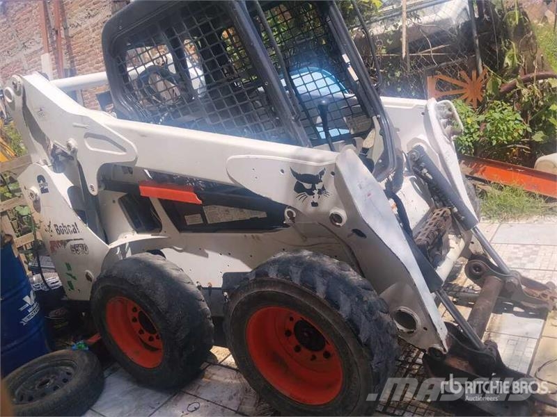 Bobcat S570 Minicargadoras