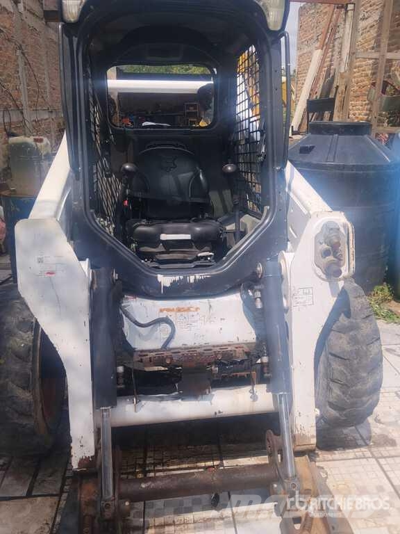Bobcat S570 Minicargadoras