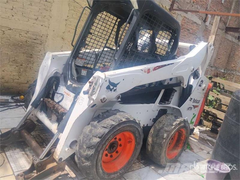 Bobcat S570 Minicargadoras