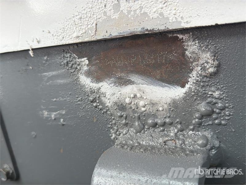 Bobcat T450 لوادر انزلاقية التوجيه