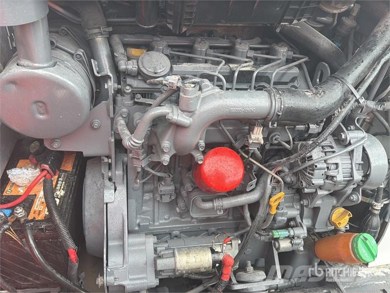 Bobcat T450 لوادر انزلاقية التوجيه