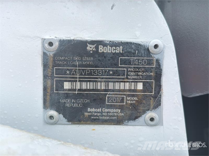 Bobcat T450 لوادر انزلاقية التوجيه