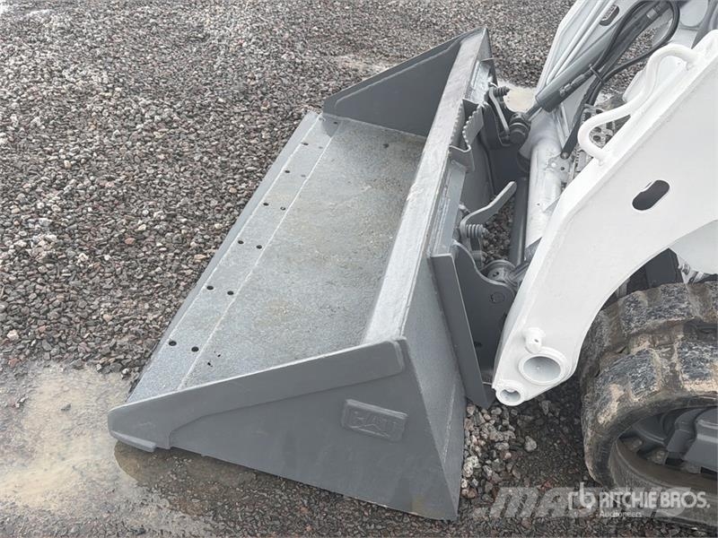 Bobcat T450 لوادر انزلاقية التوجيه