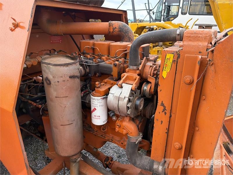 Broce RJ350 Strojevi za metenje